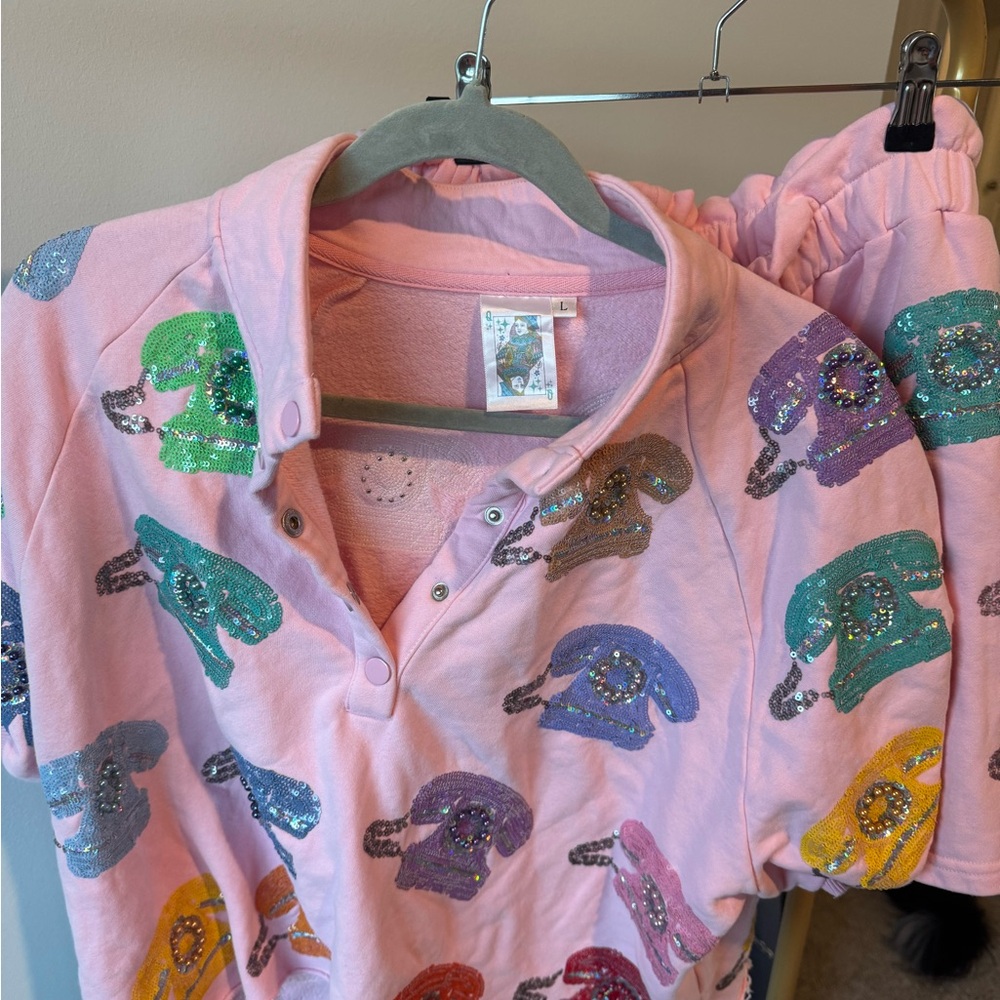 Queen of Sparkles Pink Sequin Telephone Embroidered Set